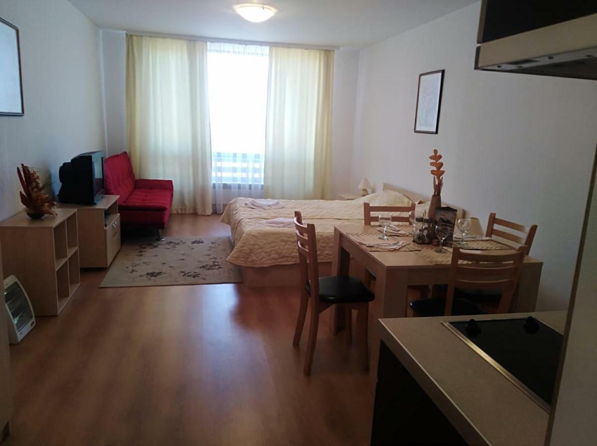 Aspen Golf Studio Apartment D208 Razlog Exterior photo